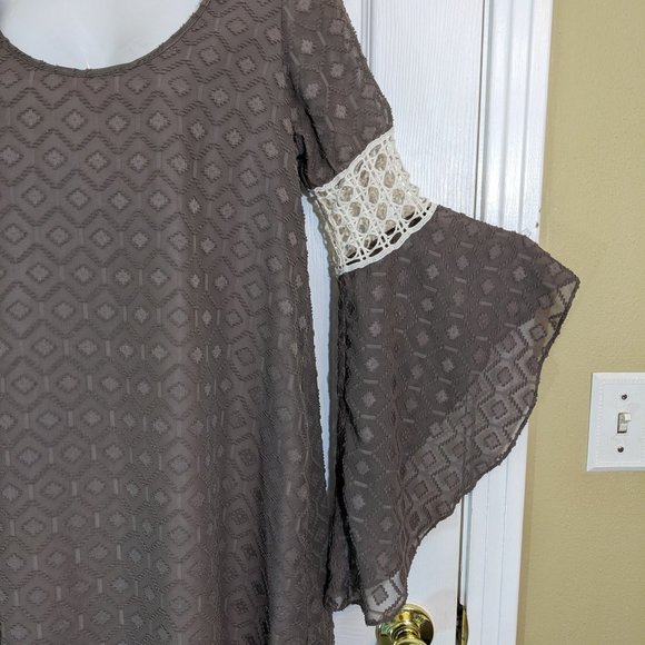 VaVa by Joy Han Brown Boho Textured Pattern Bell Sleeve Mid Dress - size S - Picture 4 of 14